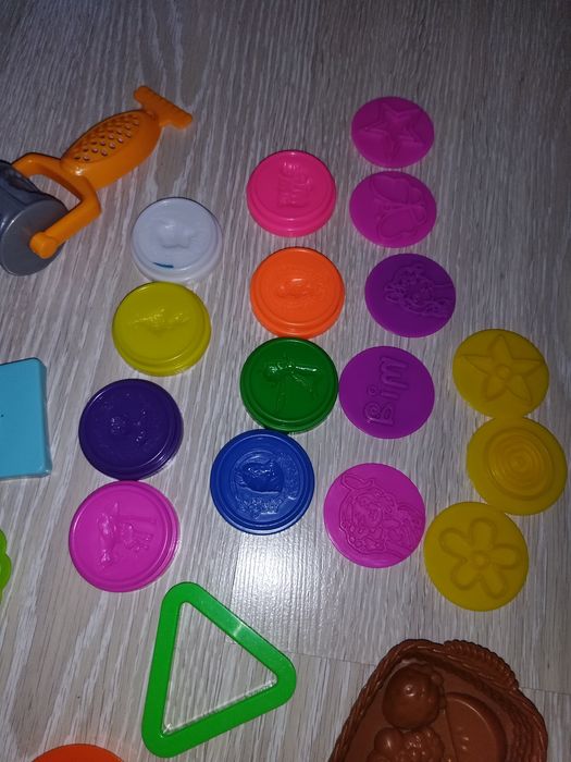 Mega zestaw foremek play doh