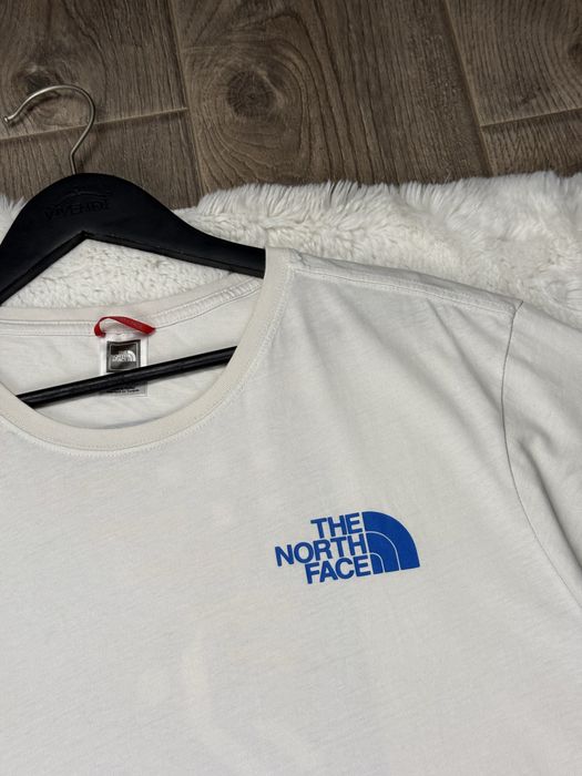 Футболка The North Face