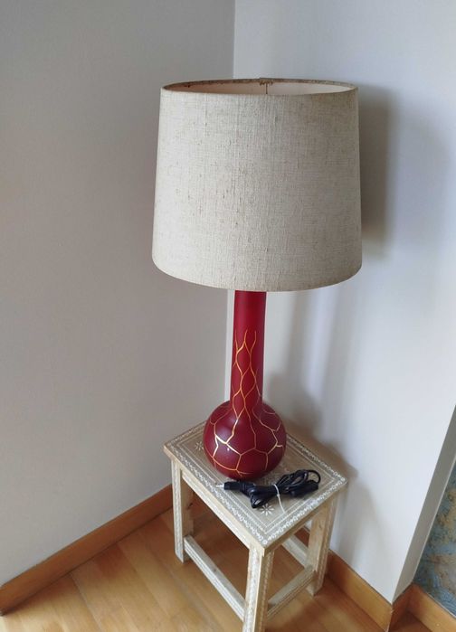 Belíssimo Candeeiro de Mesa, base em vidro