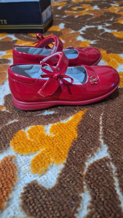 Туфельки на девочку