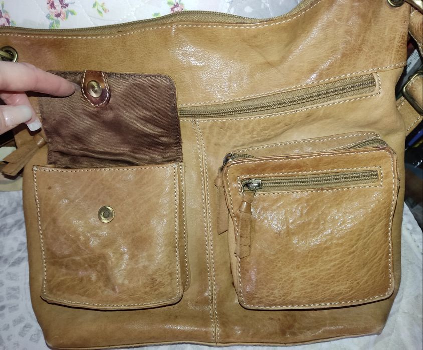 Mala pele cor bege escuro