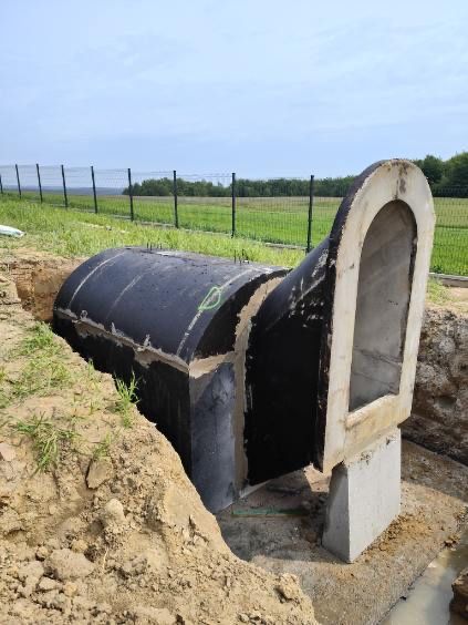 Schron betonowy piwnica betonowa ziemianka bunkier