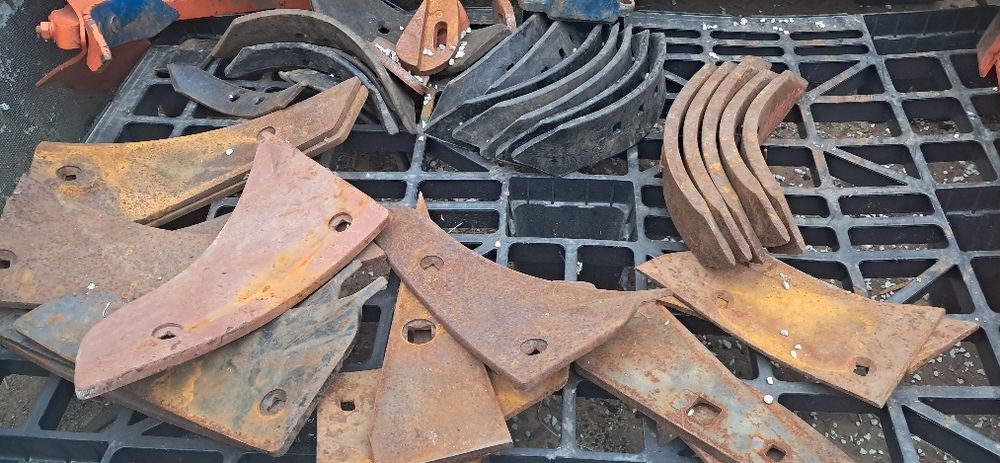 Diversas peças para alfaias agricolas