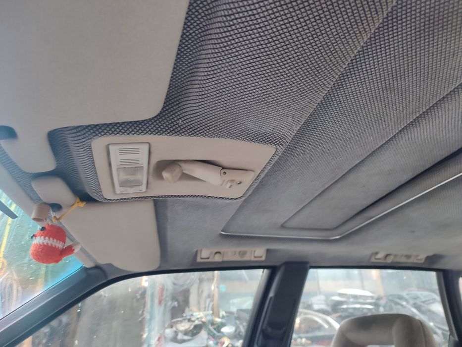 Ауді 100 по запчастинам, мотор після капітального ремонту.