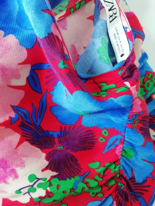 Blusa Florida Zara Tam. M