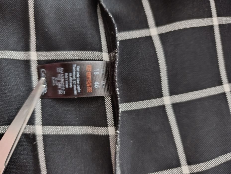 Nowa ładna sukienka damska marki George rozmiar 18/46