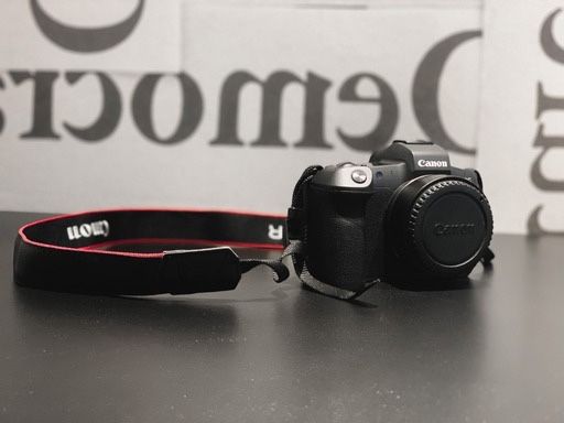 Canon eos r (body + adapter)