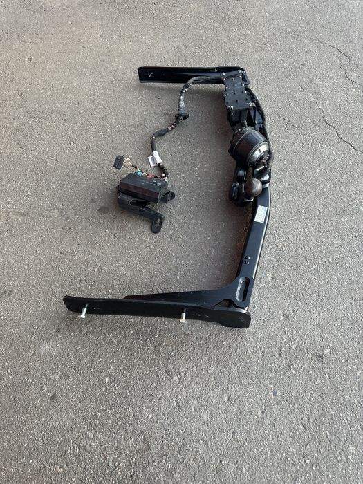 Фаркоп форкоп вольксваген шаран vw sharan 2010/2023 рік оригінал