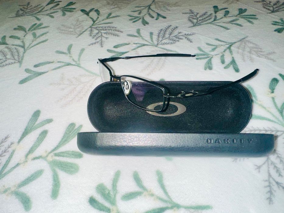 Óculos graduação Oakley original - Impecável