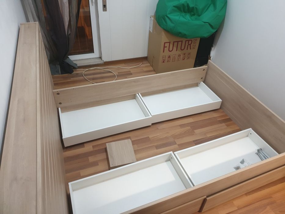 Cama de casal Tenalia (castanho claro)