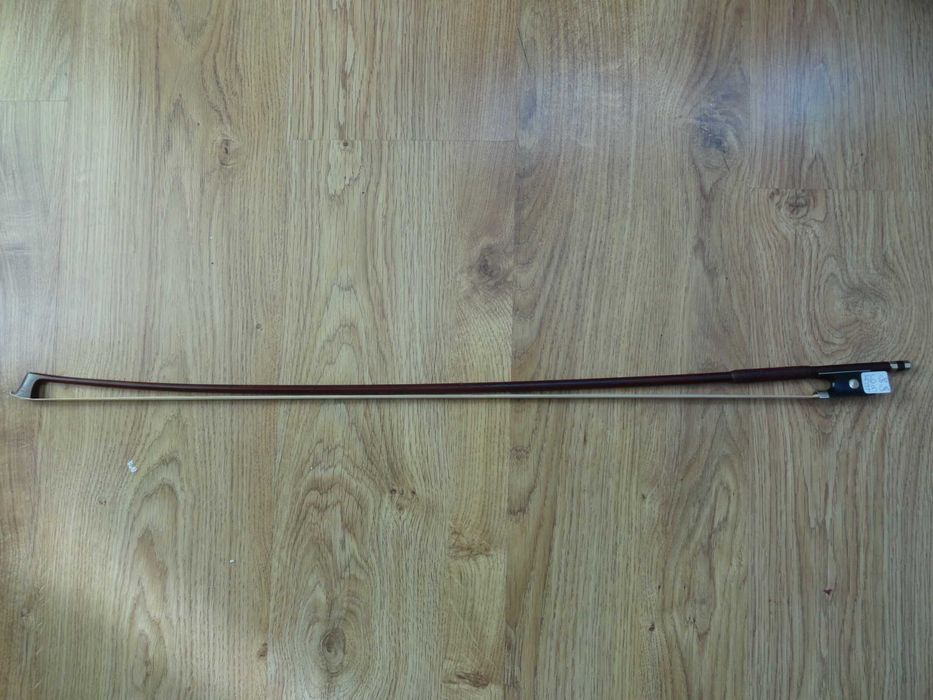smyczek skrzypcowy 4/4 okragły lekki 56 gr. dł.73cm.