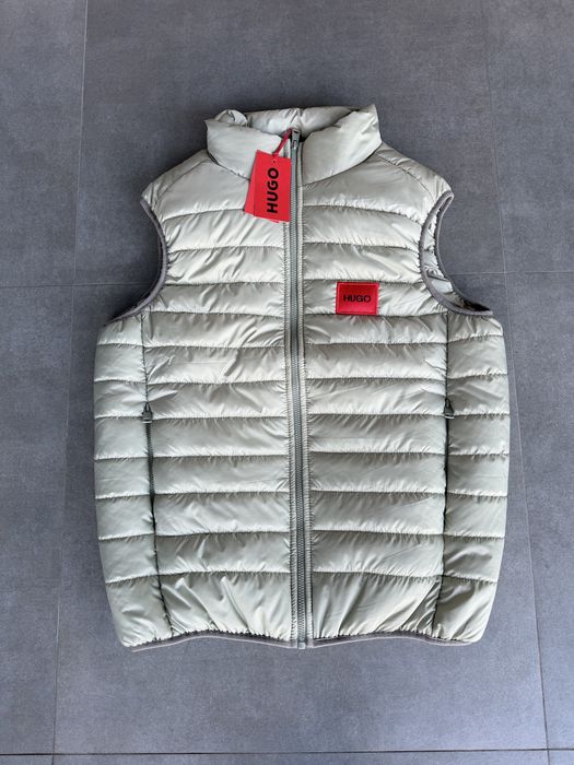 Жилетка на весну від Hugo Boss