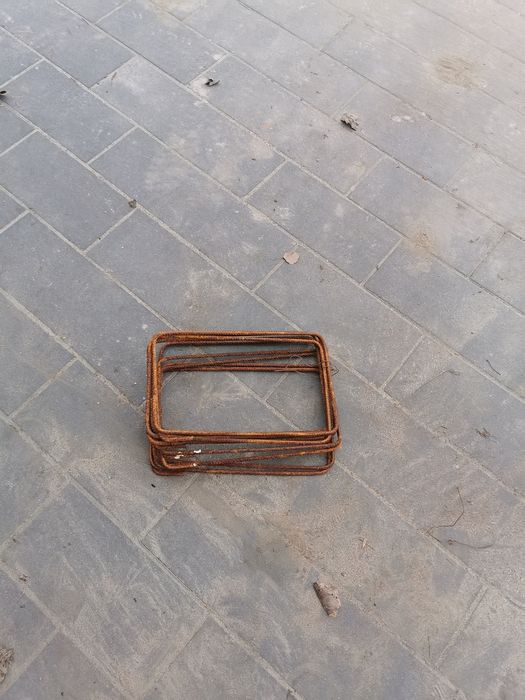 Strzemiona zbrojeniowe