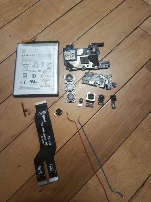 Samsung M34 5g   8/128 по запчастинам