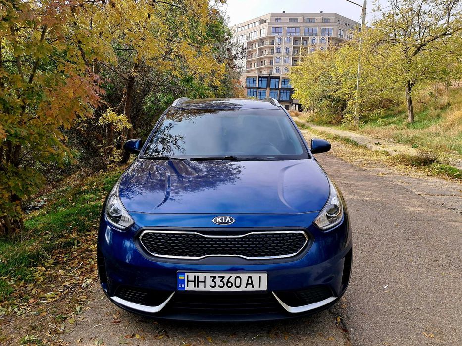 Kia Niro гибрид 1.6