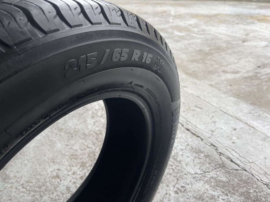 Pneus 215-65r16 Michelin  como novos