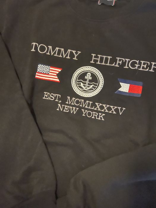 Sweat  preta Tommy Hilfiger nova