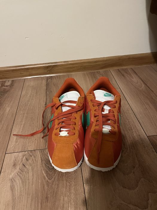 Продам  NIKE Cortez txt