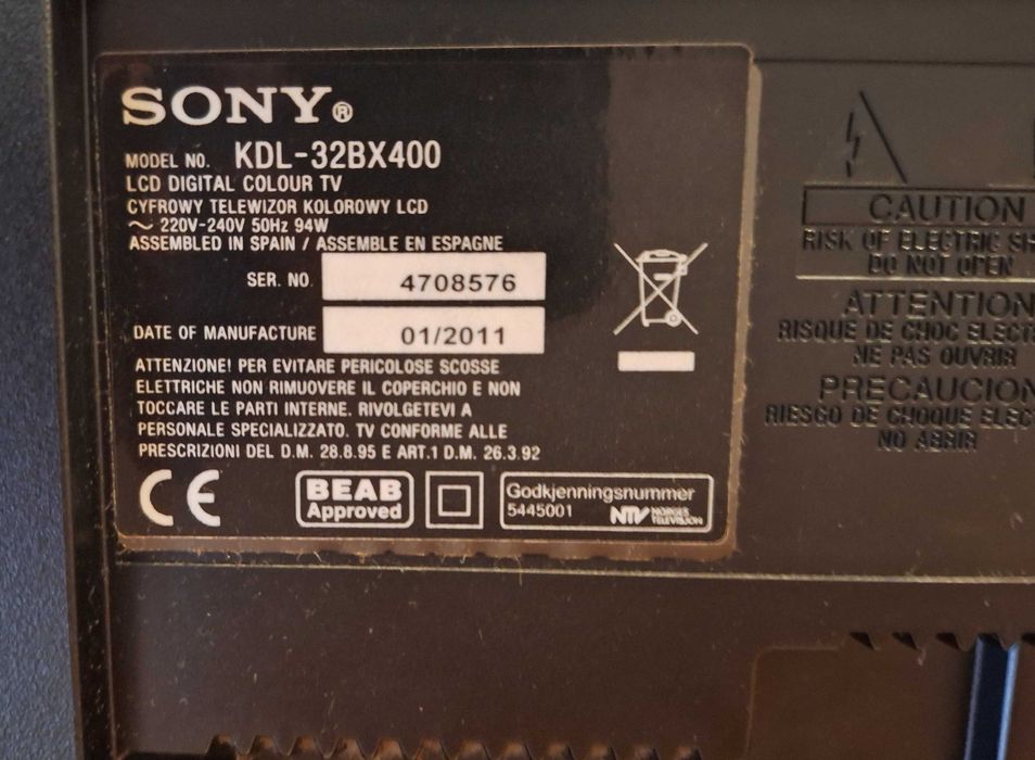 Televisão Sony Bravia 32 polegadas LCD HD c/ comando