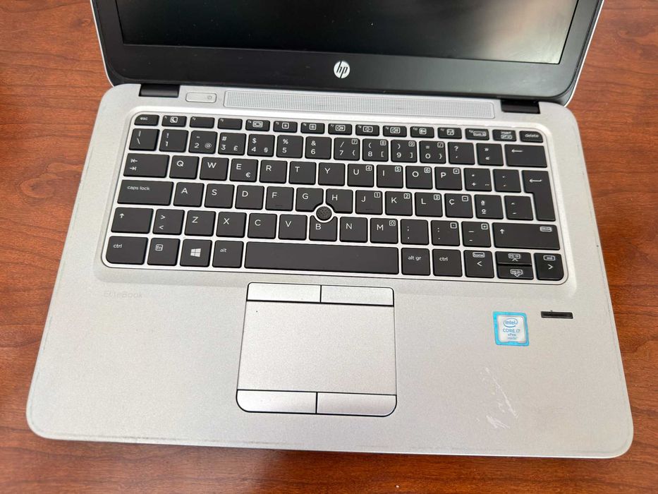 HP EliteBook 820 G3|Ecran 13"|i7-6600u|16Gb Ram|Ssd 256Gb|Leve & Fino|