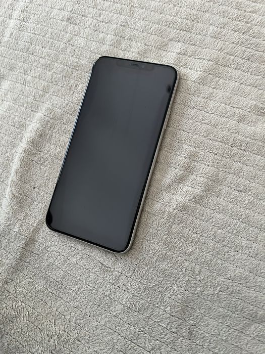 Iphone 11 pro max branco 64g como novo64585765659779122