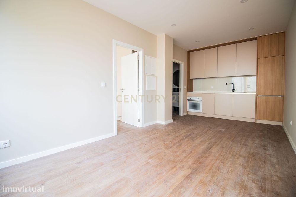 Apartamento T0 remodelado na Praia de Quiaios