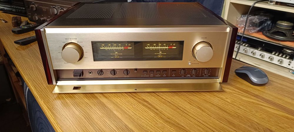 kasuya SMT様 Accuphase E-305 Усилитель Accuphase E-305: 138 000 грн. - Усилители и ресиверы