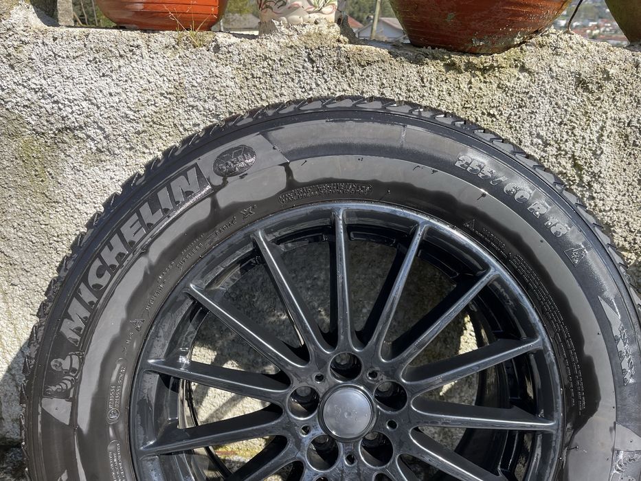 Jantes 18’ Jaguar c/ pneus incluidos