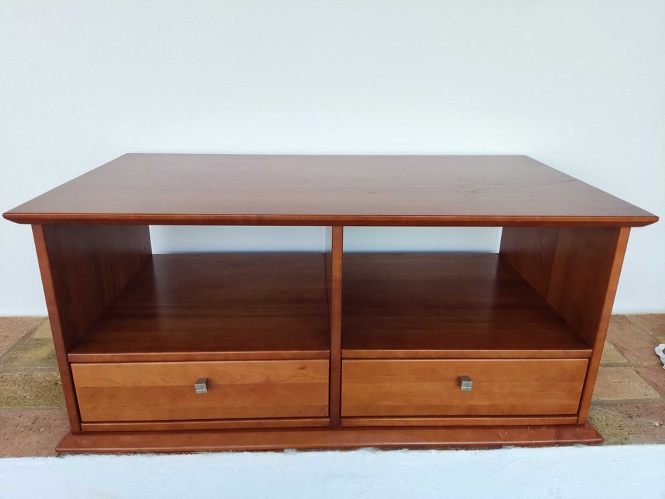 Móvel de sala em cerejeira maciça