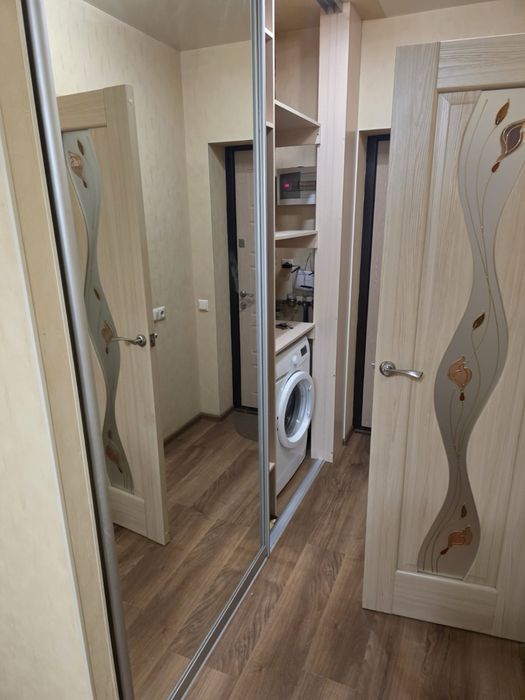 Продам гостинку Воробьевы горы. Салтовка.