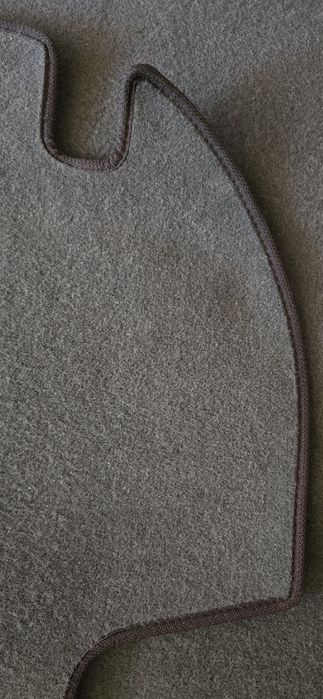 Коврик оригінальний в багажник Hyundai SantaFe 2006-2012