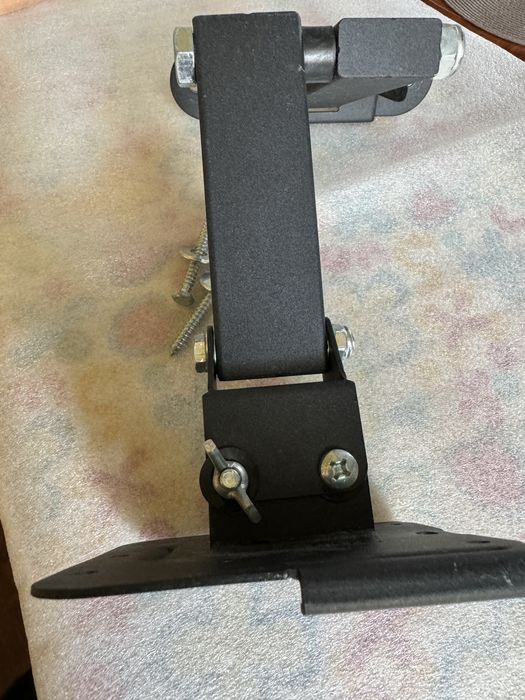 Продам кронштейн настінний для телевізора