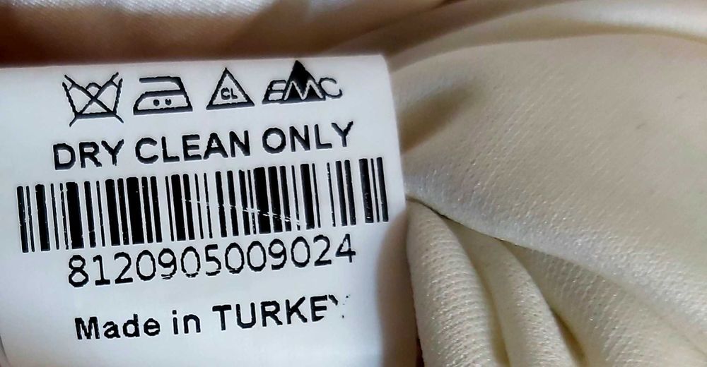 Lekka kremowa sukienka r.38 M