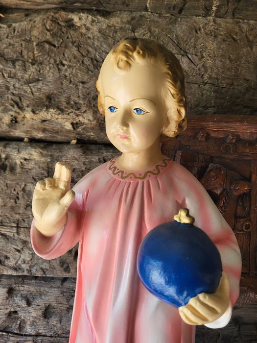 Duża figura Dzieciątko Pan Jezus Władca Wszechświata