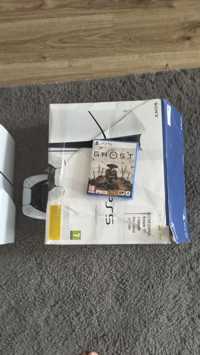Sprzedam konsola PS 5