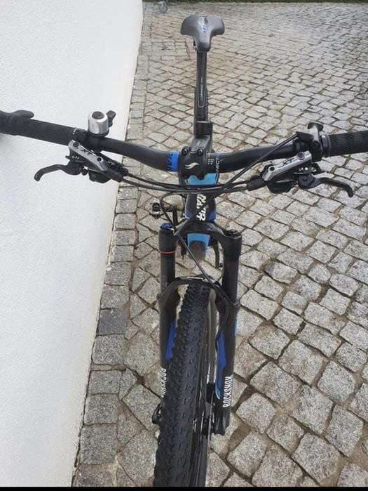 Bicicleta GIANT ANTHEM em muito bom estado