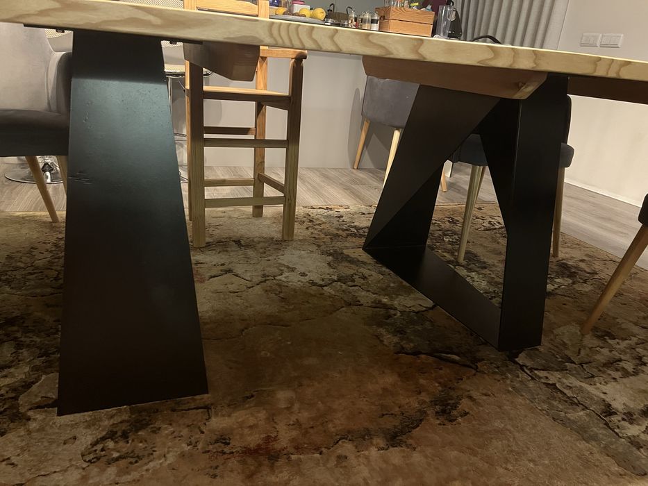 Pés de Mesa em Ferro