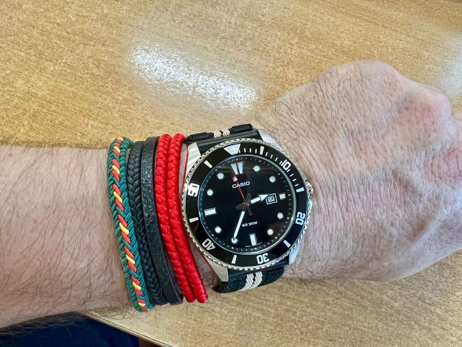 Casio MDV-107 Marlin