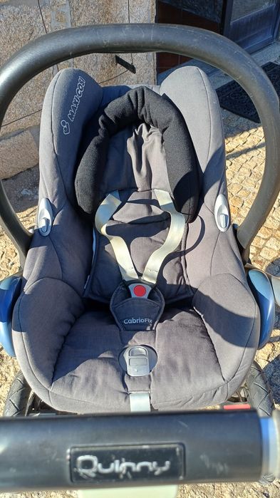 Conjunto Carrinho de bebé Quinny Buzz