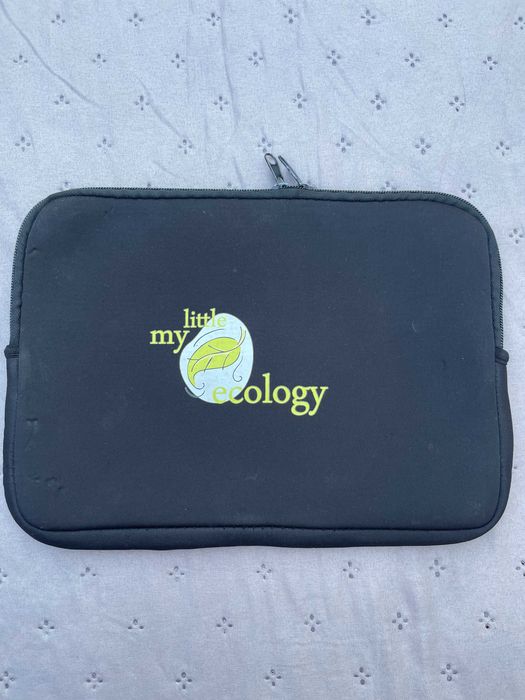 Etui na duży tablet 10" / Piankowe Czarne