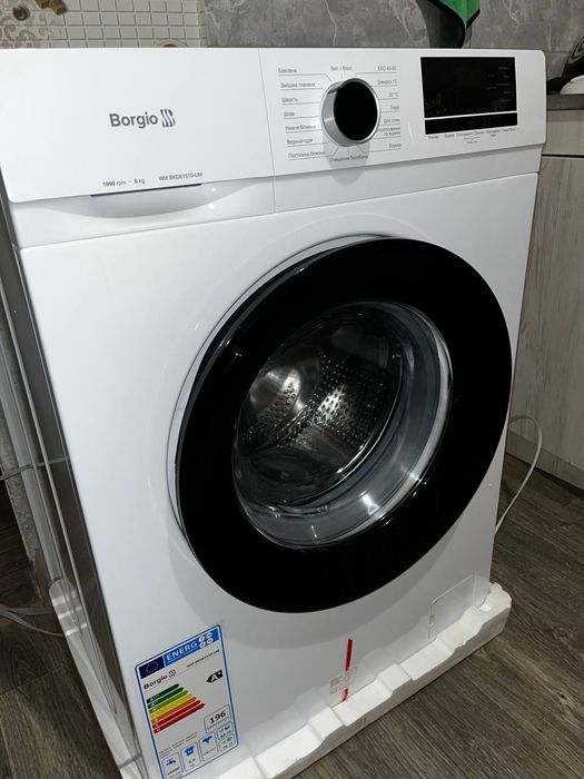 Продам нову пральну машину.