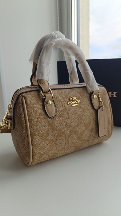 Сумка Coach rowan beige