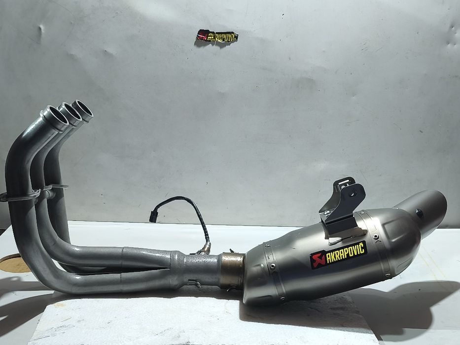 Escape akrapovic Yamaha MT 09/ TRACER/XSR