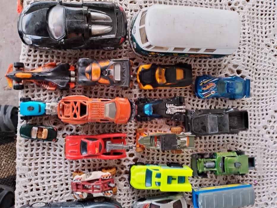 Машинки  Hotwils