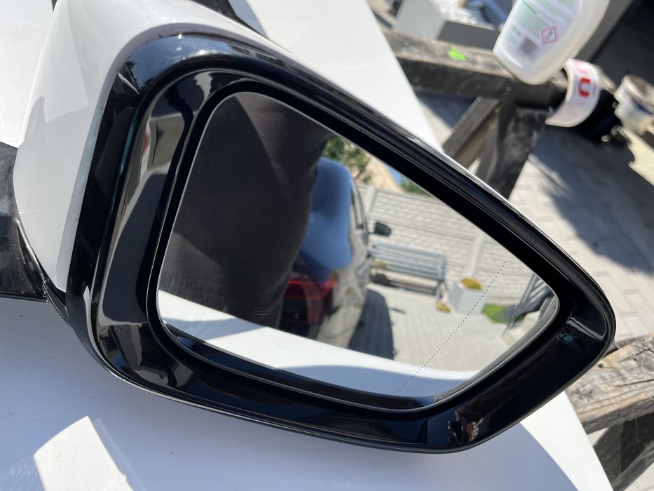 Bmw 7,G11,G12 lusterko prawe Europa,9 pin kamera