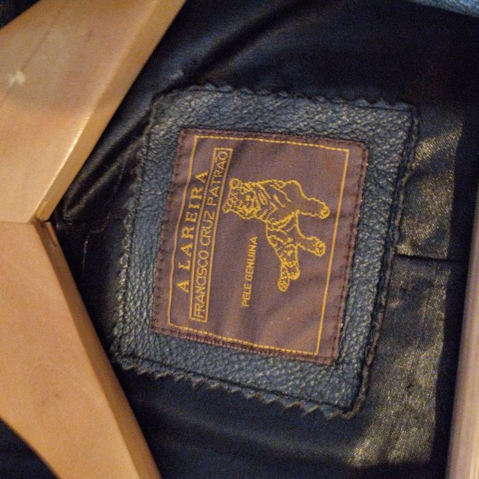 Casaco preto em pele genuína L/XL