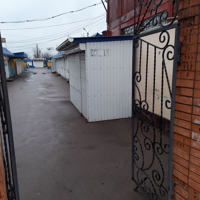 Продам  кіоск для торгівлі!