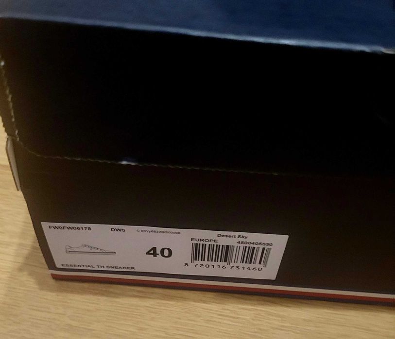 Trampki tenisowki Tommy Hilfiger 40