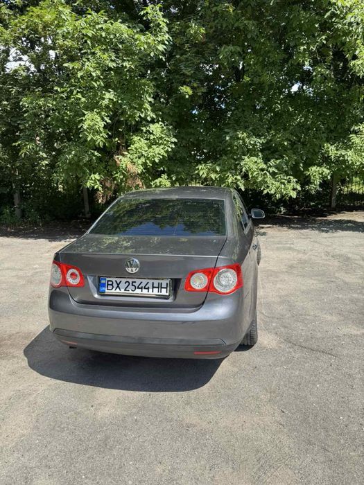 Volkswagen Jetta 5 (2006)