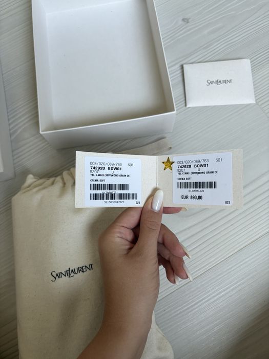 Ysl cassandre kremowa kopertowka torebka z lancuszkiem zlota